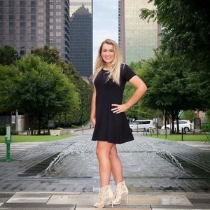 Meet your Posher, Olivia